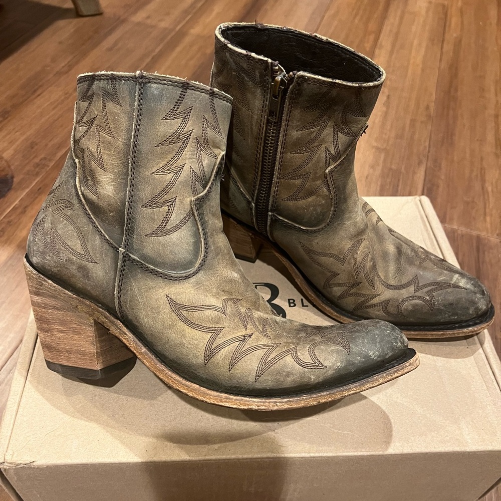Liberty Black Katherine Freebird Miel Bootie